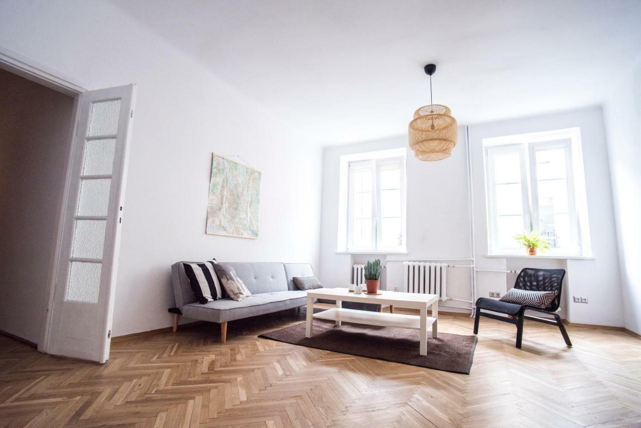Chmielna Warsaw Plus Luaran gambar