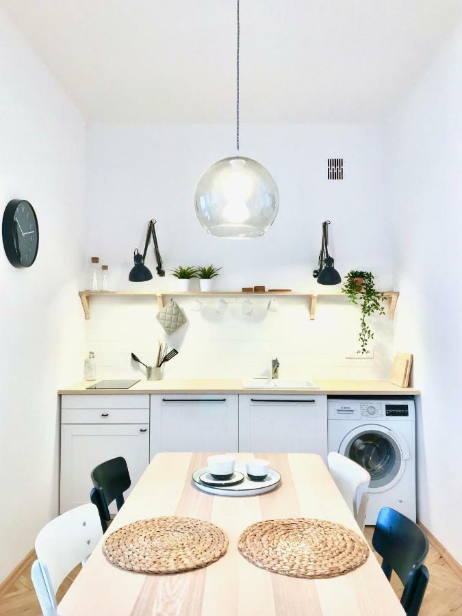 Chmielna Warsaw Plus Luaran gambar