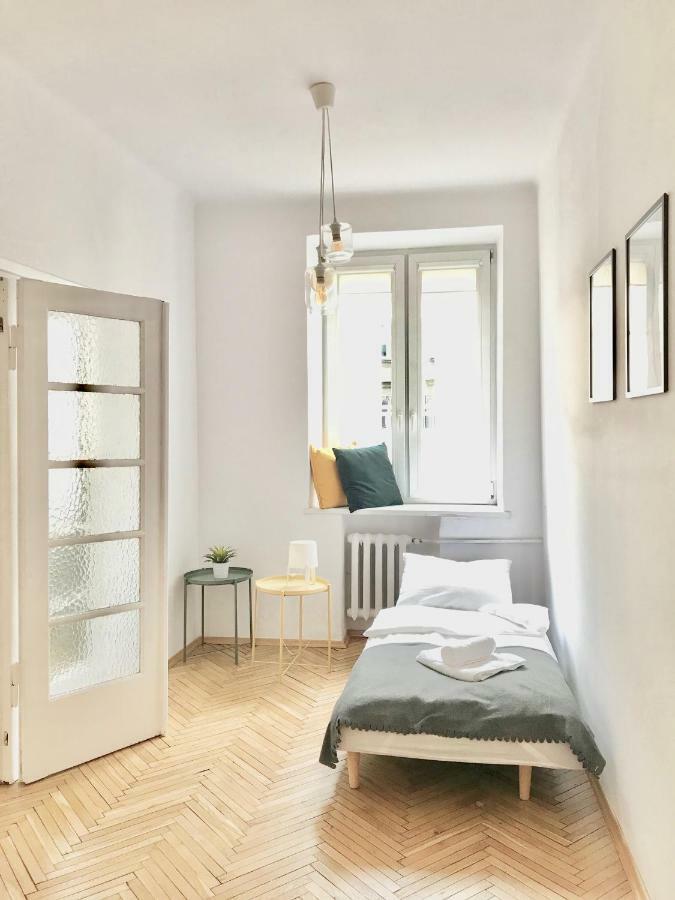Chmielna Warsaw Plus Luaran gambar